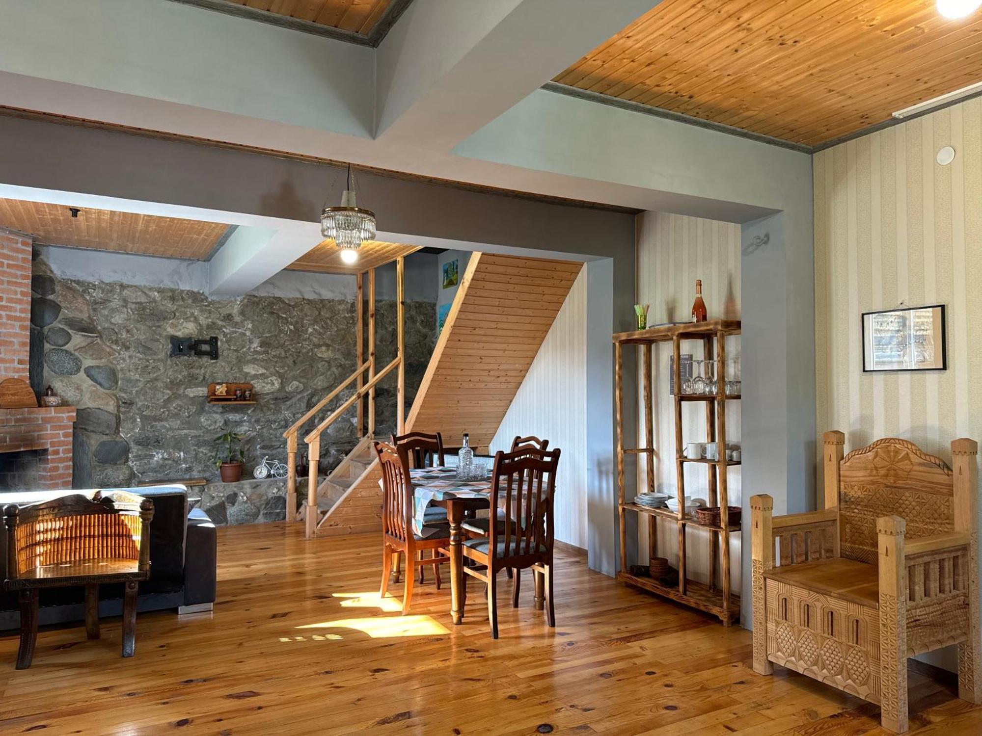 Barbara'S Eco-Cozy Guesthouse Mestia Kültér fotó